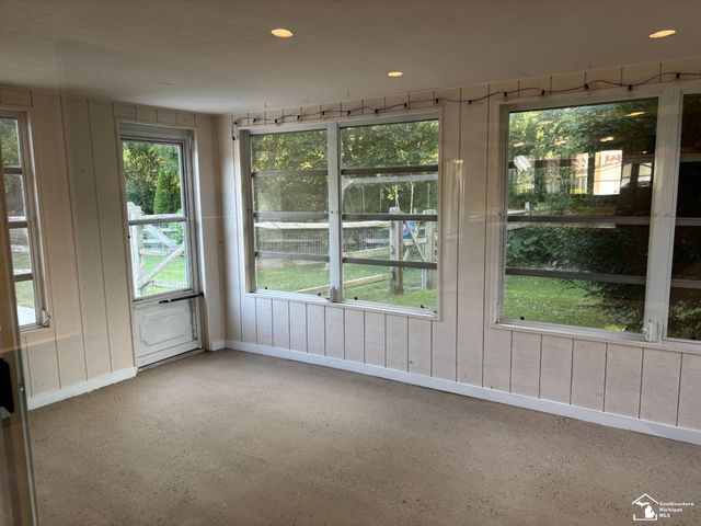 3265 Edgevale Drive, Lambertville, MI 48144