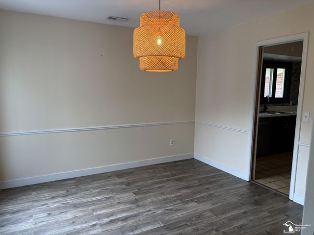3265 Edgevale Drive, Lambertville, MI 48144