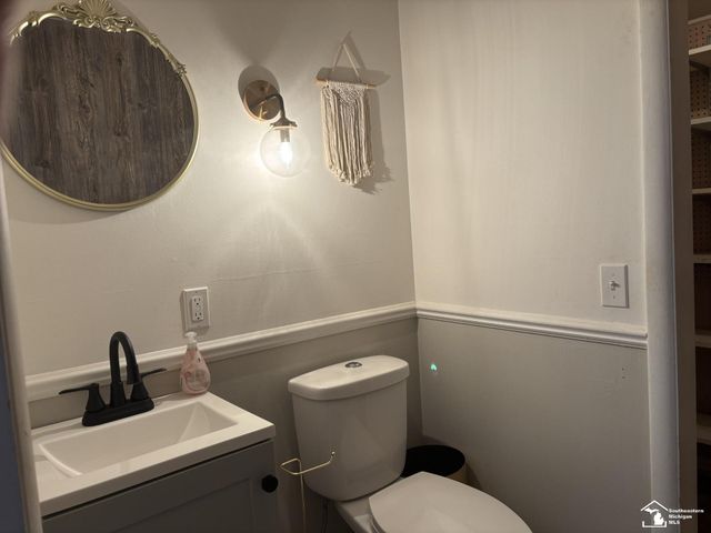3265 Edgevale Drive, Lambertville, MI 48144