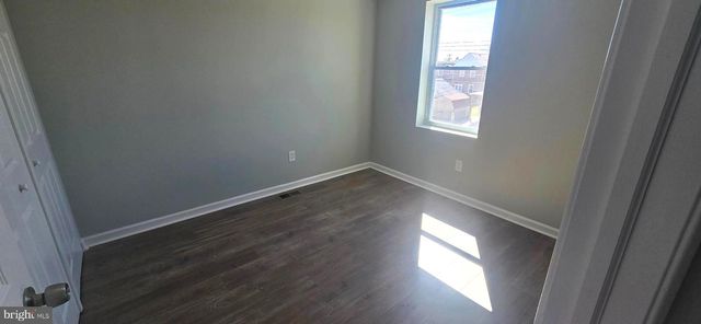 7515 HOLABIRD AVE, Dundalk, MD 21222