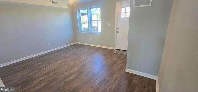 7515 HOLABIRD AVE, Dundalk, MD 21222