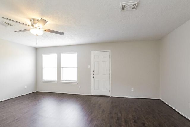 4931 Winding View Lane, Humble, TX 77346