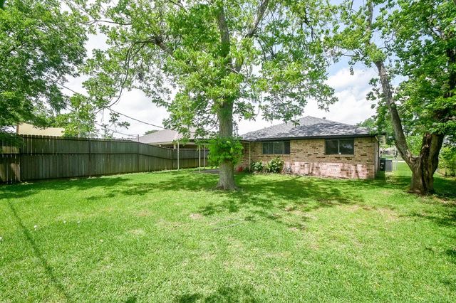 6512 Bramley Drive, Pasadena, TX 77503