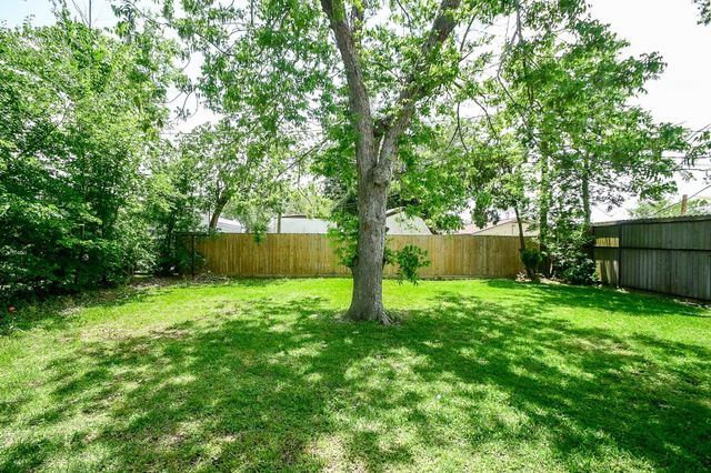 6512 Bramley Drive, Pasadena, TX 77503