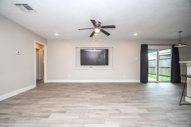 6512 Bramley Drive, Pasadena, TX 77503