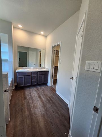 11318 Cora Lane, Willis, TX 77318