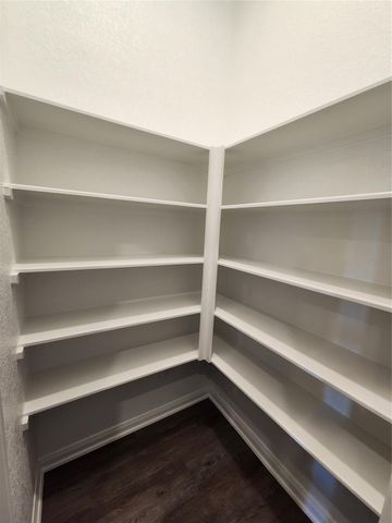 11318 Cora Lane, Willis, TX 77318