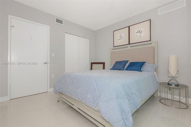 200 Sunny Isles Blvd 2-1204, Sunny Isles Beach, FL 33160