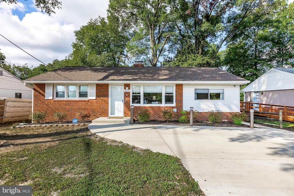 8312 ADELPHI RD, Hyattsville, MD 20783