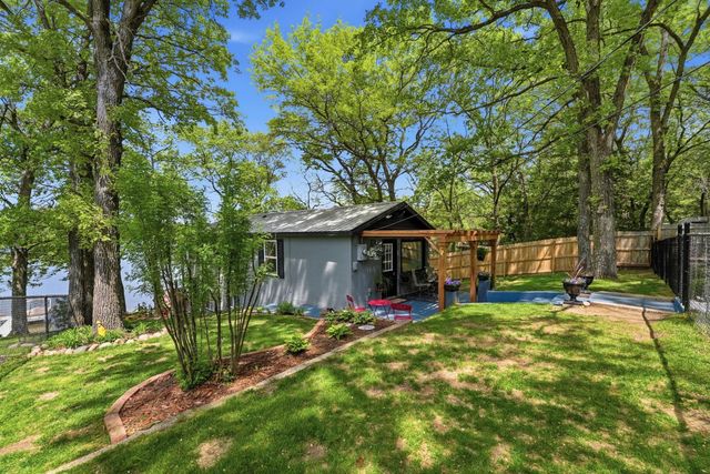 4292 115th Avenue, Clear Lake, MN 55319
