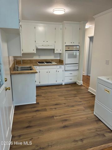 419 Pike Street SW, Wilson, NC 27893