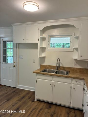 419 Pike Street SW, Wilson, NC 27893
