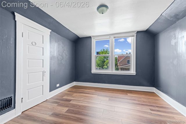 1928 Yemans Street, Hamtramck, MI 48212