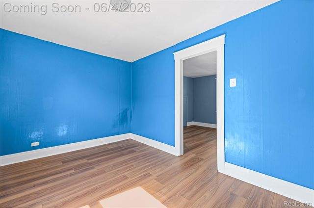 1928 Yemans Street, Hamtramck, MI 48212