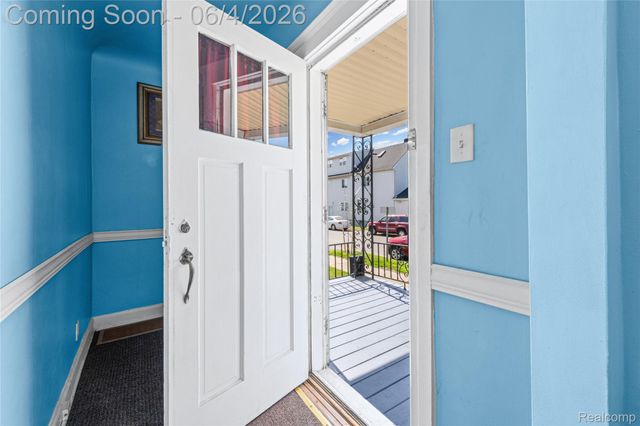 1928 Yemans Street, Hamtramck, MI 48212