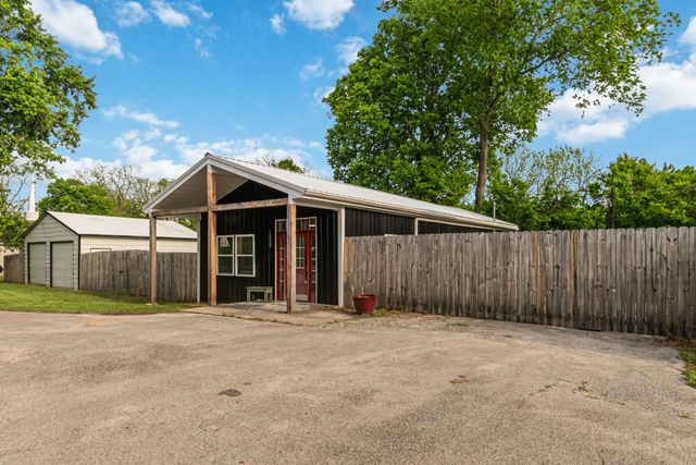 5821 Old Railroad Grade Road, Paint Lick, KY 40461