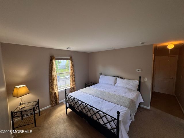 14 Williams Street, Barnegat, NJ 08005
