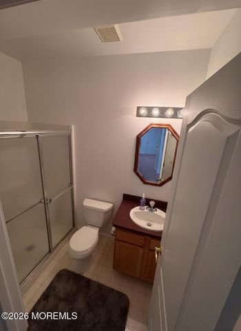 14 Williams Street, Barnegat, NJ 08005