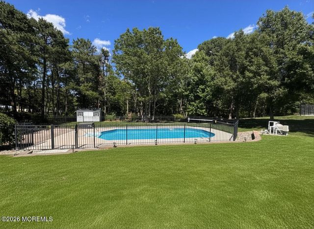 14 Williams Street, Barnegat, NJ 08005