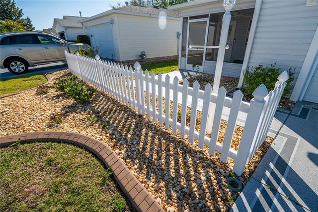 8233 SE 169TH PALOWNIA LOOP, The Villages, FL 32162