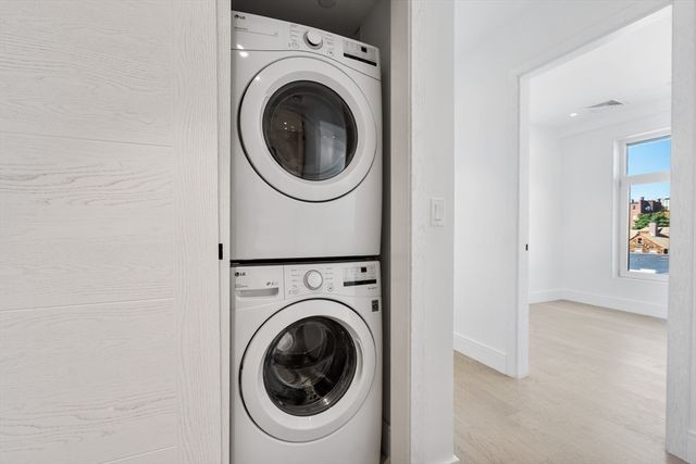 69 Walnut Street 2, Brookline, MA 02445