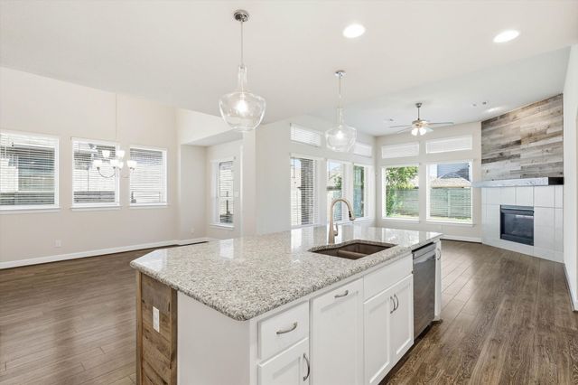 1113 15th, Argyle, TX 76226