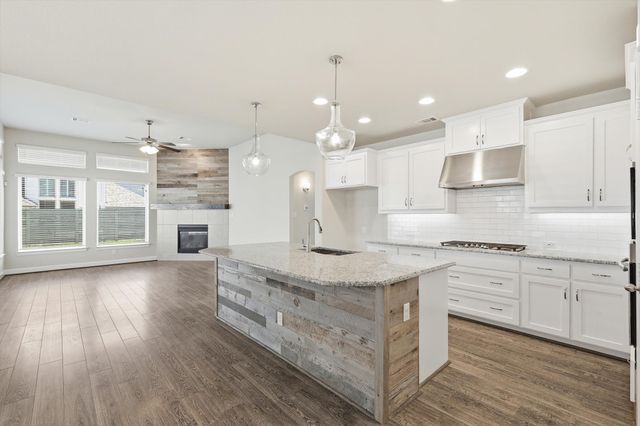 1113 15th, Argyle, TX 76226