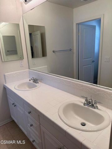 600 Clearwater Creek Drive, Newbury Park, CA 91320