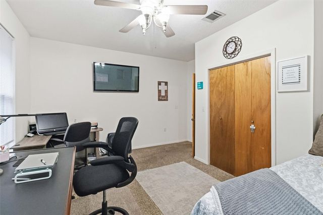 581 Highway 95 Highway S, Elgin, TX 78621