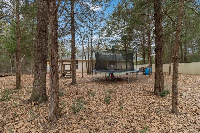 581 Highway 95 Highway S, Elgin, TX 78621