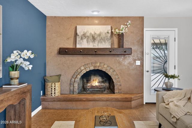 1329 E FOUNTAIN Street, Mesa, AZ 85203