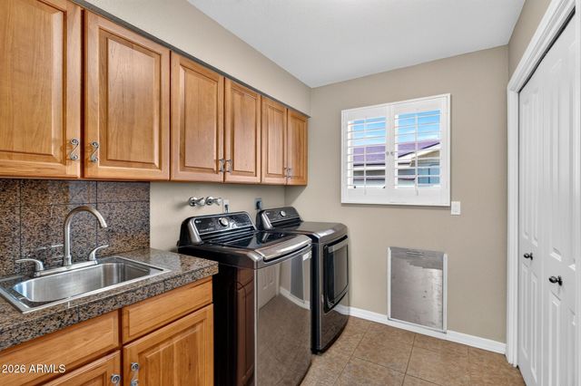 1329 E FOUNTAIN Street, Mesa, AZ 85203