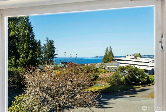 741 S 295th Place, Federal Way, WA 98003