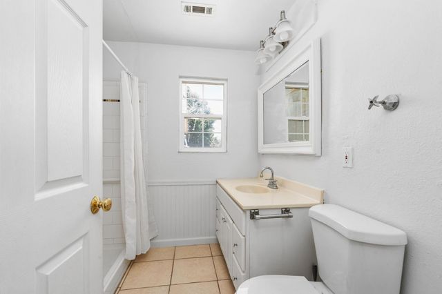 11071 Hume Avenue, Hanford, CA 93230