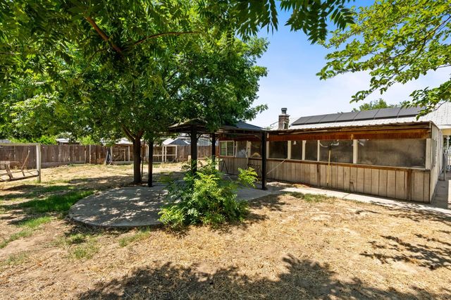 11071 Hume Avenue, Hanford, CA 93230