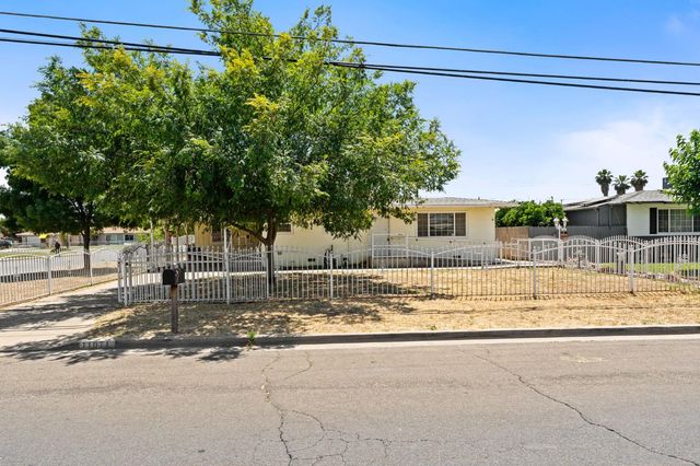 11071 Hume Avenue, Hanford, CA 93230