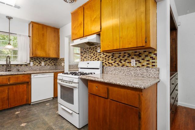11071 Hume Avenue, Hanford, CA 93230