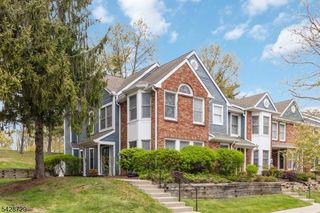 119 Hawthorne Ct, Rockaway Twp., NJ 07866