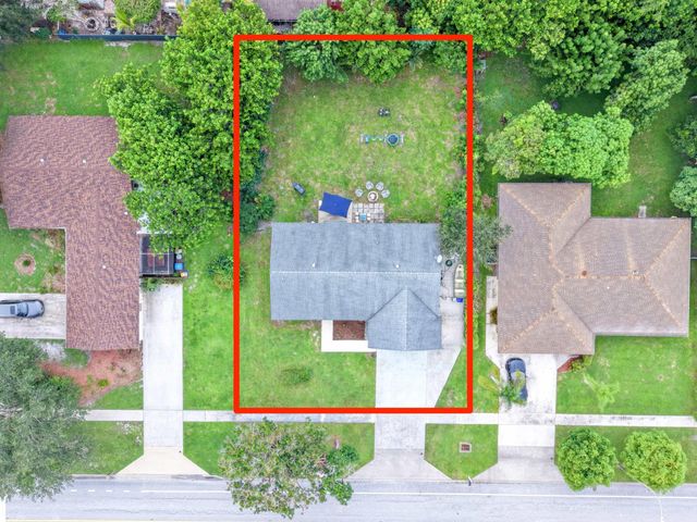 234 La Mancha Avenue, Royal Palm Beach, FL 33411