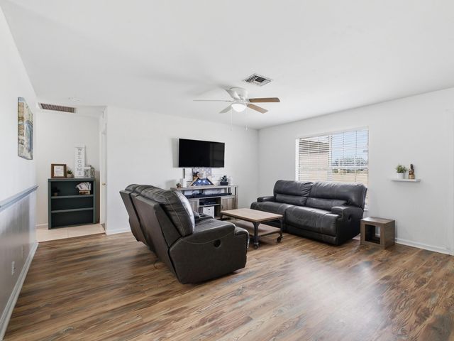 234 La Mancha Avenue, Royal Palm Beach, FL 33411