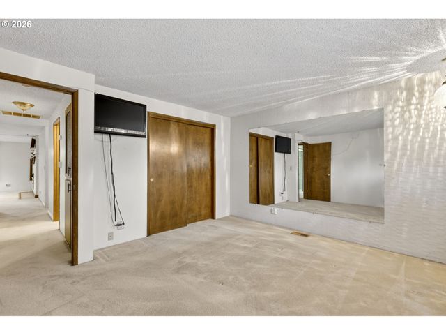 14650 Se THELMA Cir, Milwaukie, OR 97267