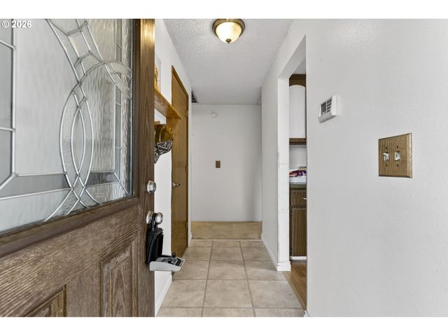 14650 Se THELMA Cir, Milwaukie, OR 97267