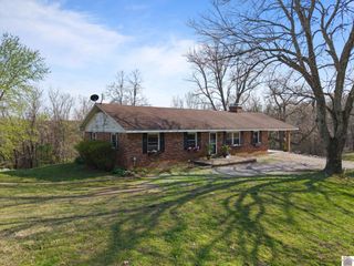 1699 KY 1271 # 6, Kuttawa, KY 42055