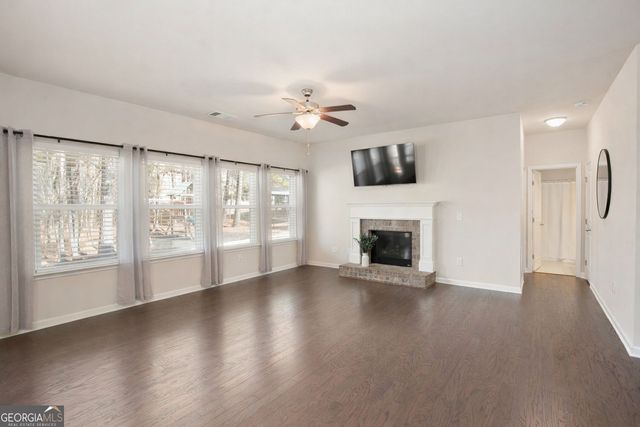 6215 Vista Crossing Way, Cumming, GA 30028