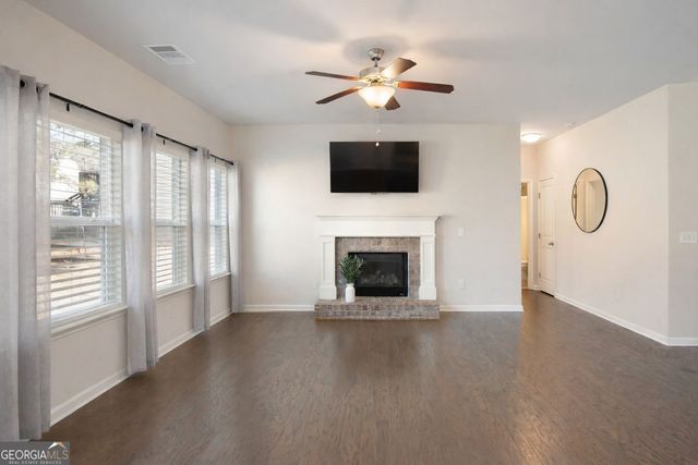 6215 Vista Crossing Way, Cumming, GA 30028