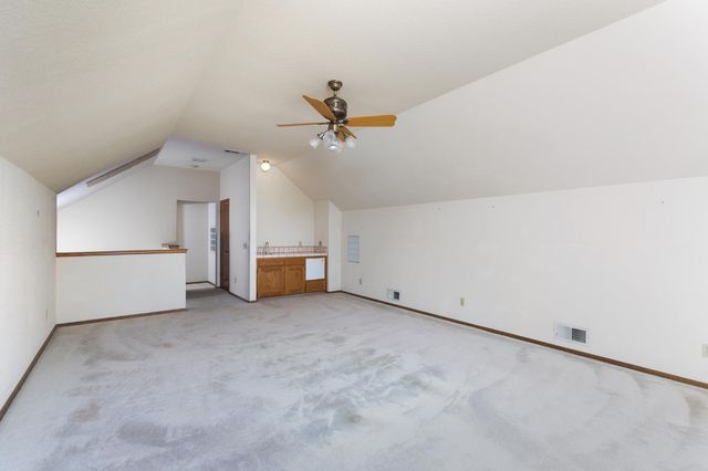 2038 Rall Avenue, Clovis, CA 93611