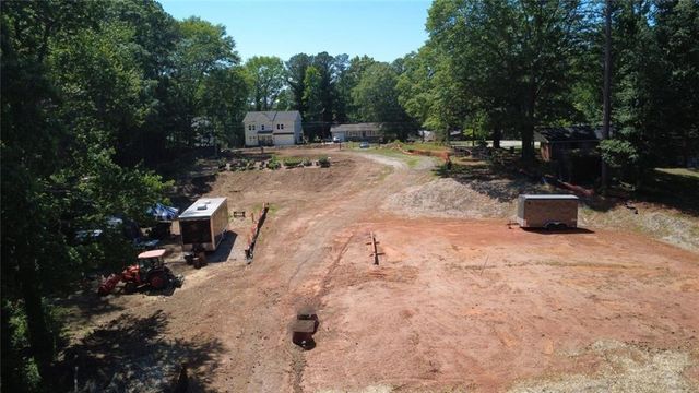 2304 Whites Mill Road, Decatur, GA 30032