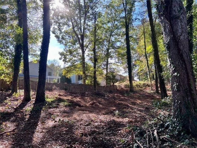 2304 Whites Mill Road, Decatur, GA 30032