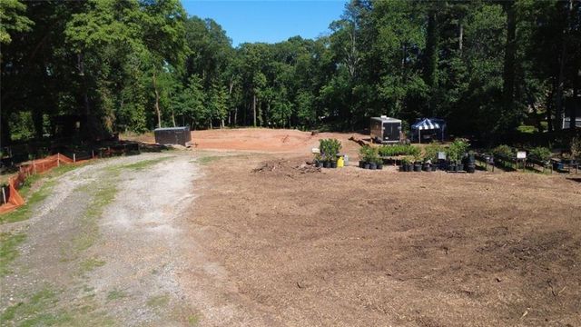 2304 Whites Mill Road, Decatur, GA 30032