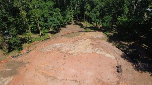 2304 Whites Mill Road, Decatur, GA 30032